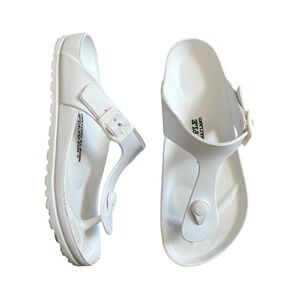 Red Apple Women's Classic White T-Strap Sandals Size 39 Made in Thailand